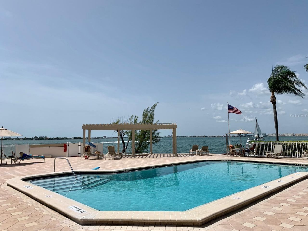 6260 Sun Boulevard, Unit 1, Saint Petersburg, FL 33715 Photo