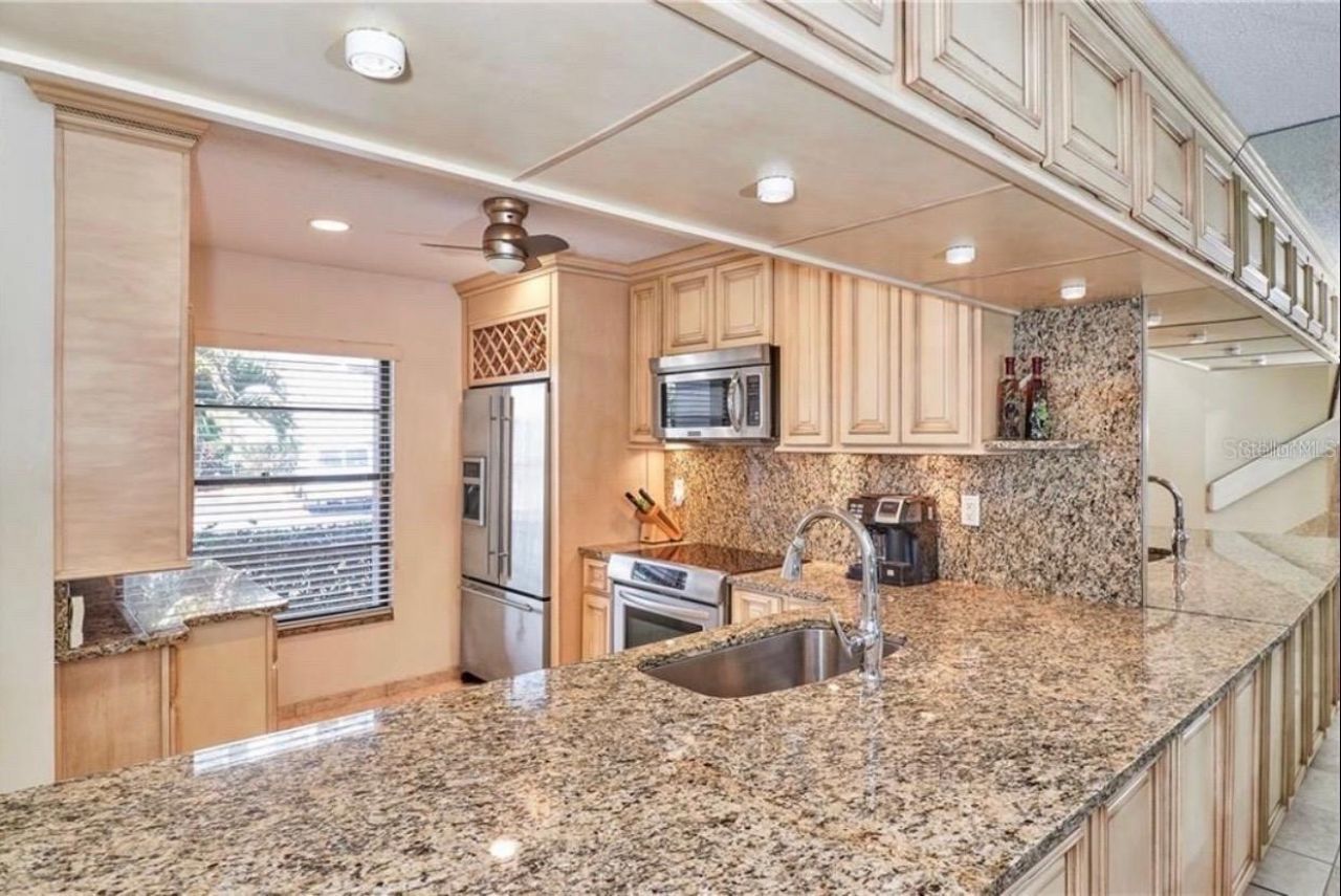 6260 Sun Boulevard, Unit 1, Saint Petersburg, FL 33715 Photo