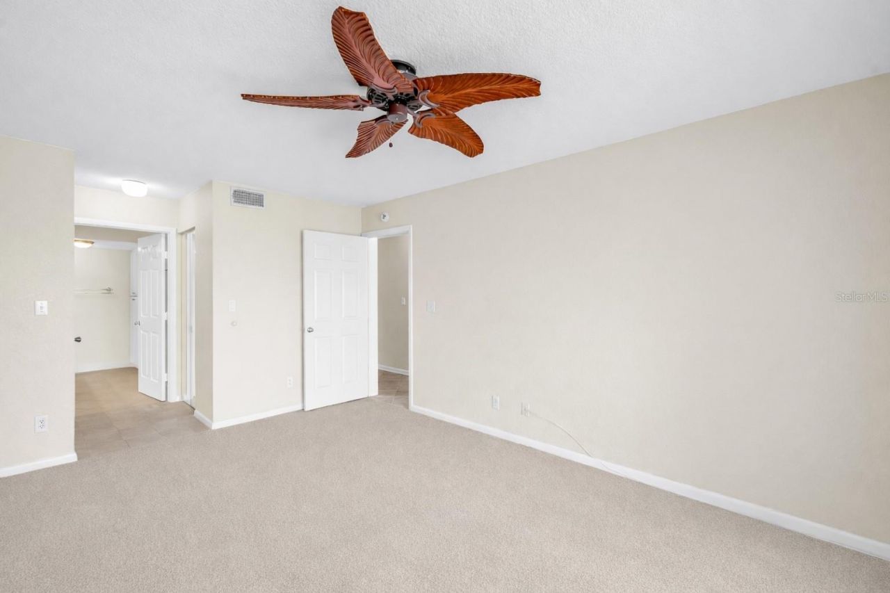 6105 Bahia Del Mar Circle, Unit 384, Saint Petersburg, FL 33715 Photo