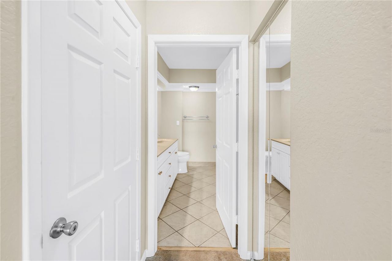 6105 Bahia Del Mar Circle, Unit 384, Saint Petersburg, FL 33715 Photo