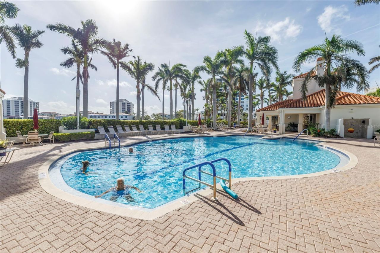 6105 Bahia Del Mar Circle, Unit 384, Saint Petersburg, FL 33715 Photo