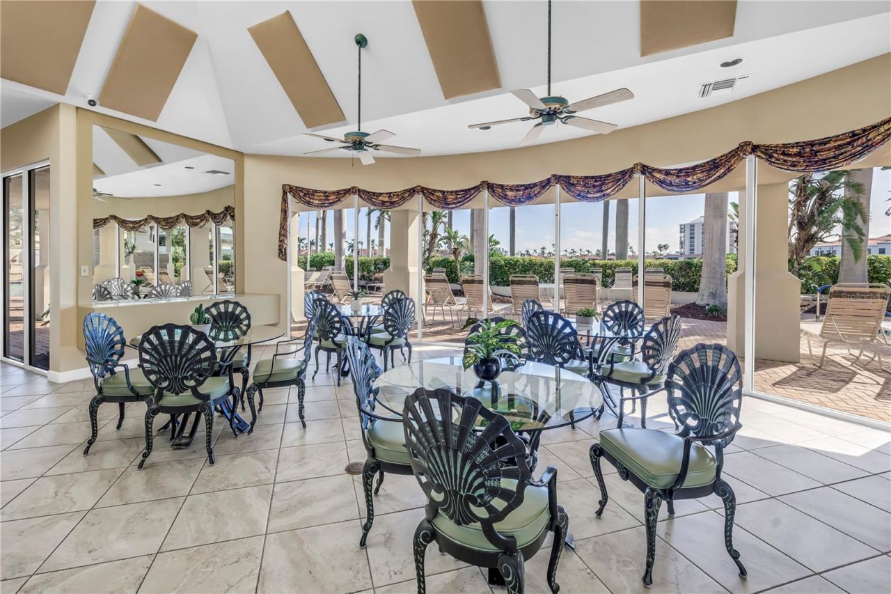 6105 Bahia Del Mar Circle, Unit 384, Saint Petersburg, FL 33715 Photo