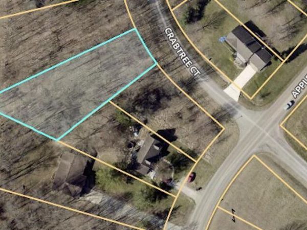 11 Crabtree Court, Howard, OH 43028