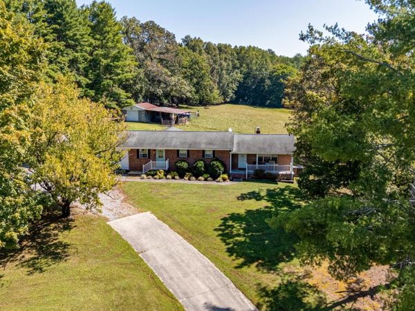 1112 Tennessee 305, Athens, TN 37303