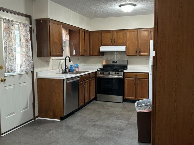 2113 Bolser Drive, Reading, OH 45215 Photo 5