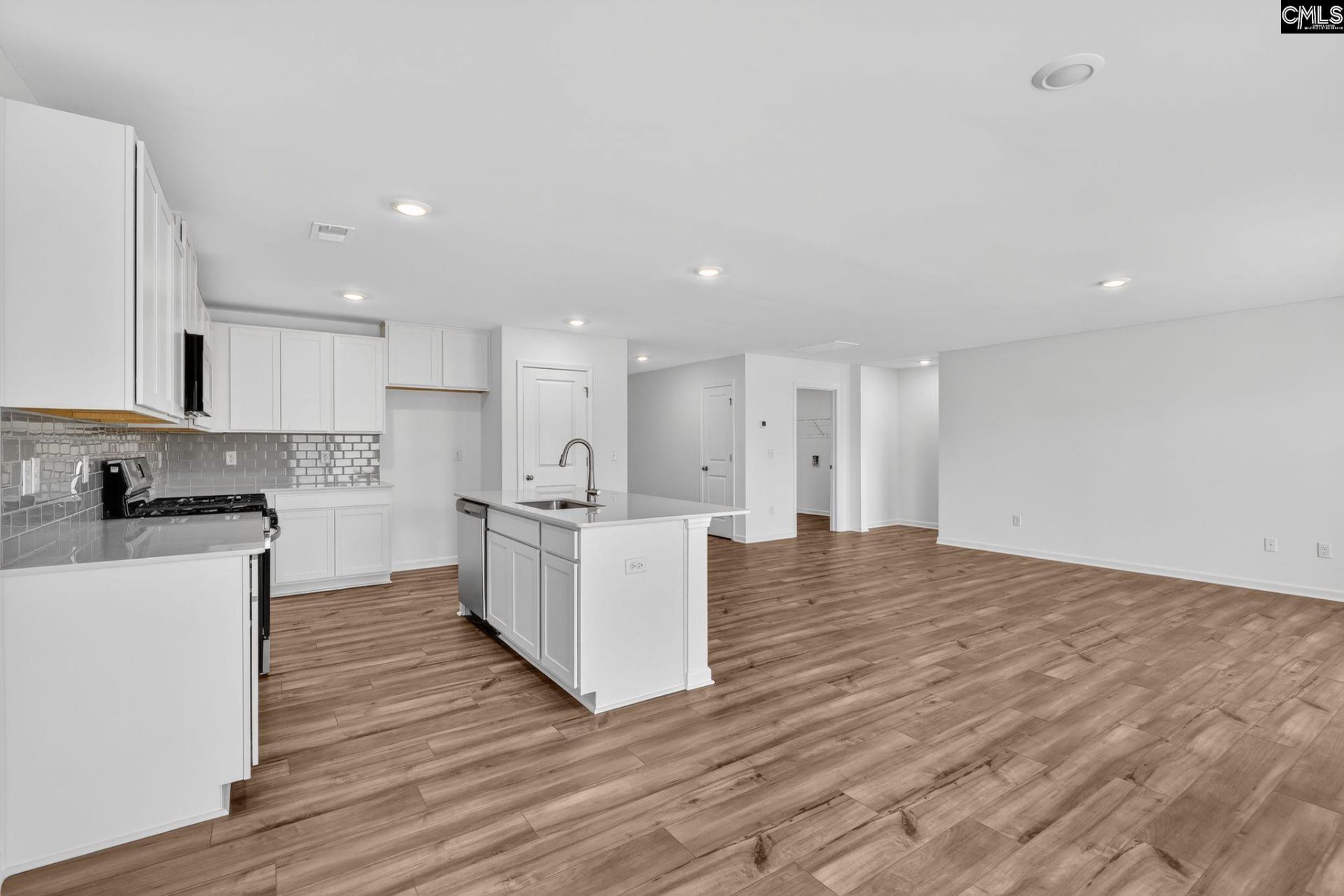 472 Happy Hollow Drive Photo 11