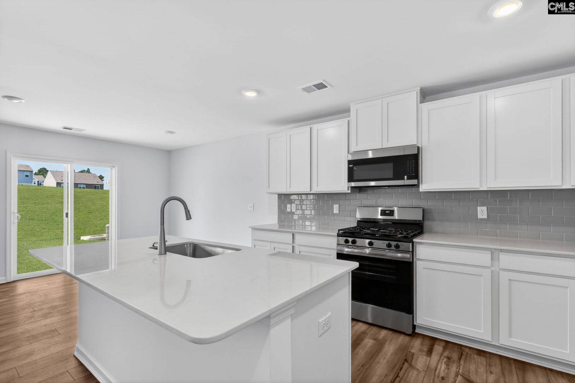 472 Happy Hollow Drive Photo 13