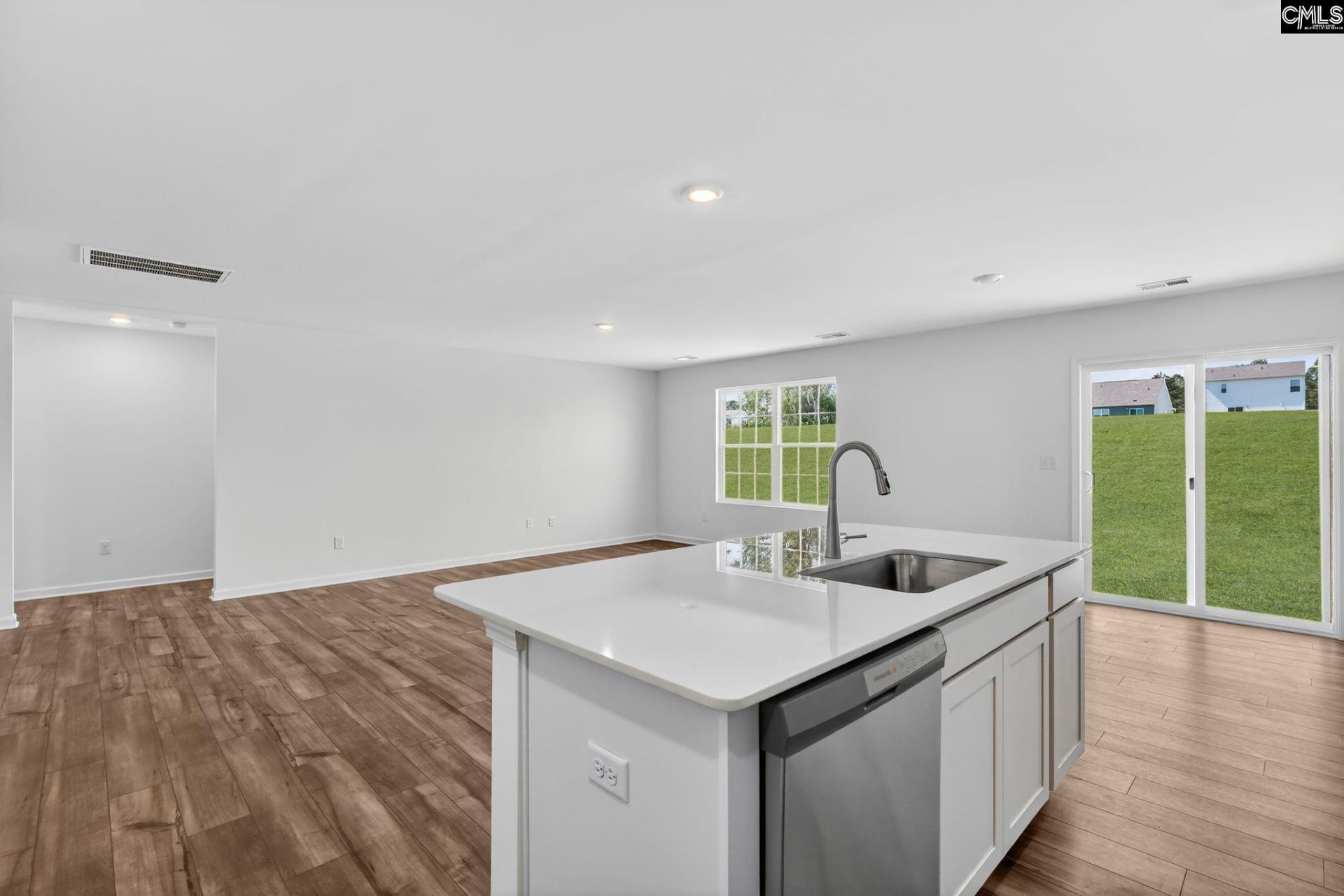 472 Happy Hollow Drive Photo 6