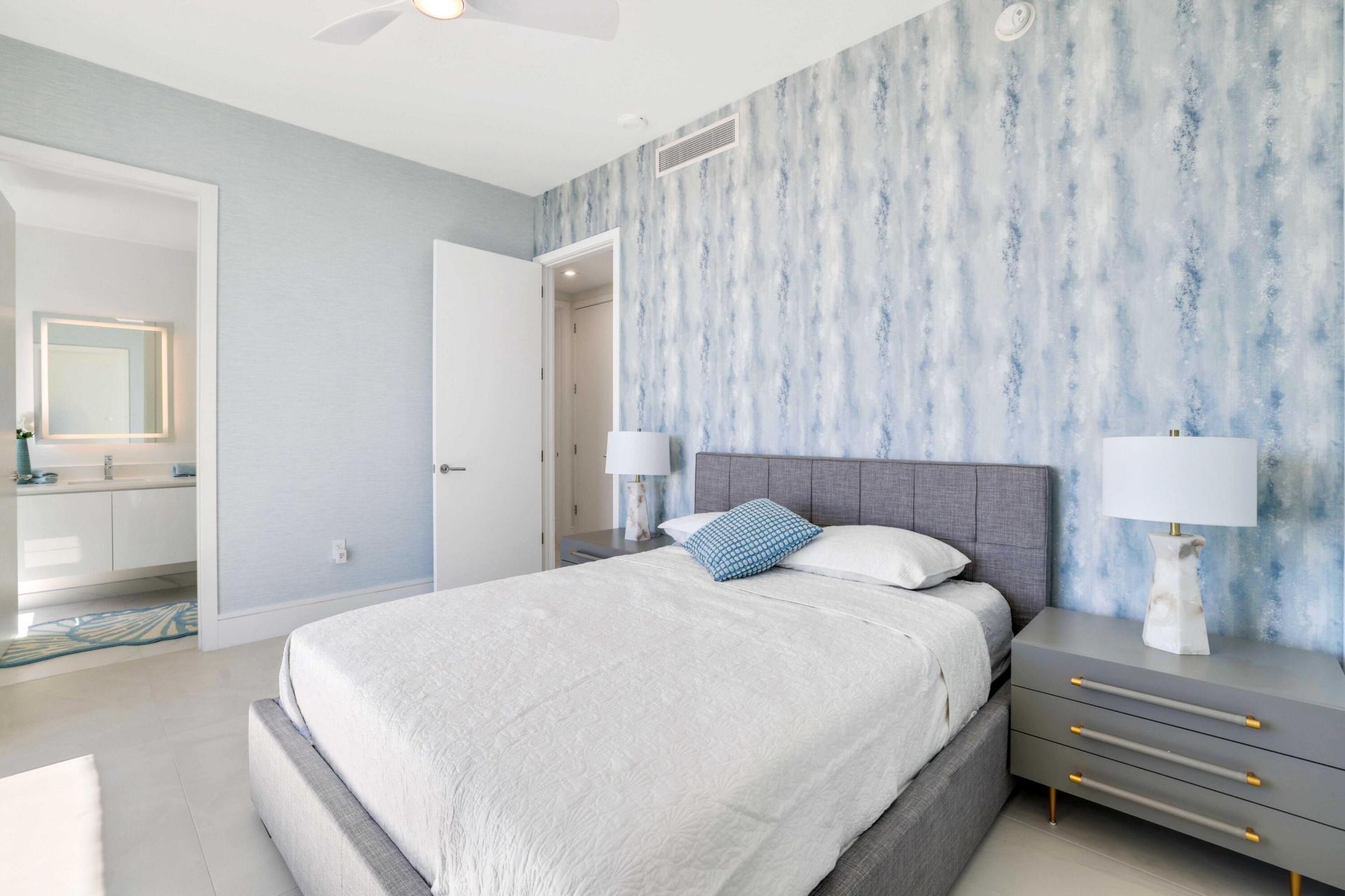 220 Lake Shore Drive, Unit 2112, Lake Park, FL 33403 Photo