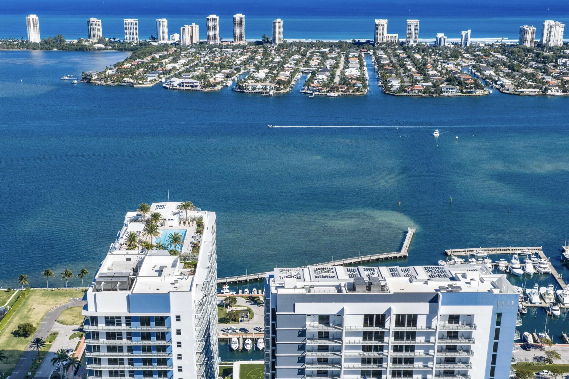 220 Lake Shore Drive, Unit 2112, Lake Park, FL 33403 Photo