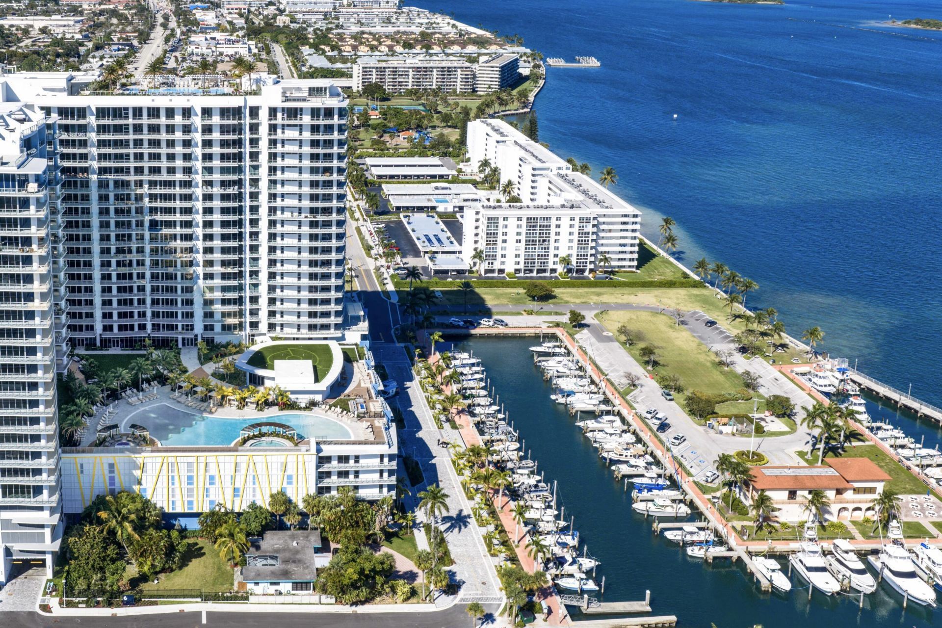 220 Lake Shore Drive, Unit 2112, Lake Park, FL 33403 Photo