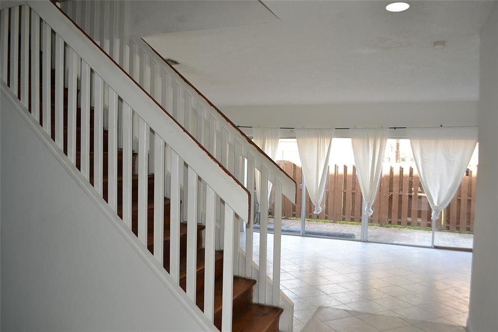 8237 NW 8th Court, Unit 4, Plantation, FL 33324 Photo