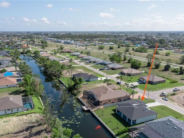 1202 SW 8th PL, CAPE CORAL, FL 33991