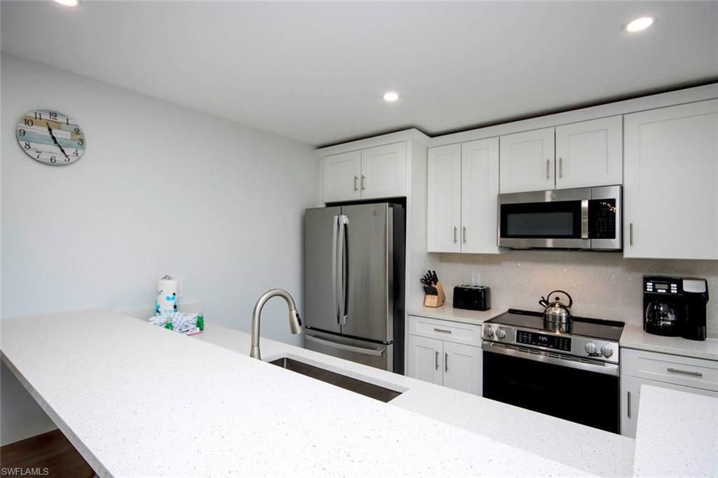 827 E Gulf Dr, Unit E4, Sanibel, FL 33957 Photo