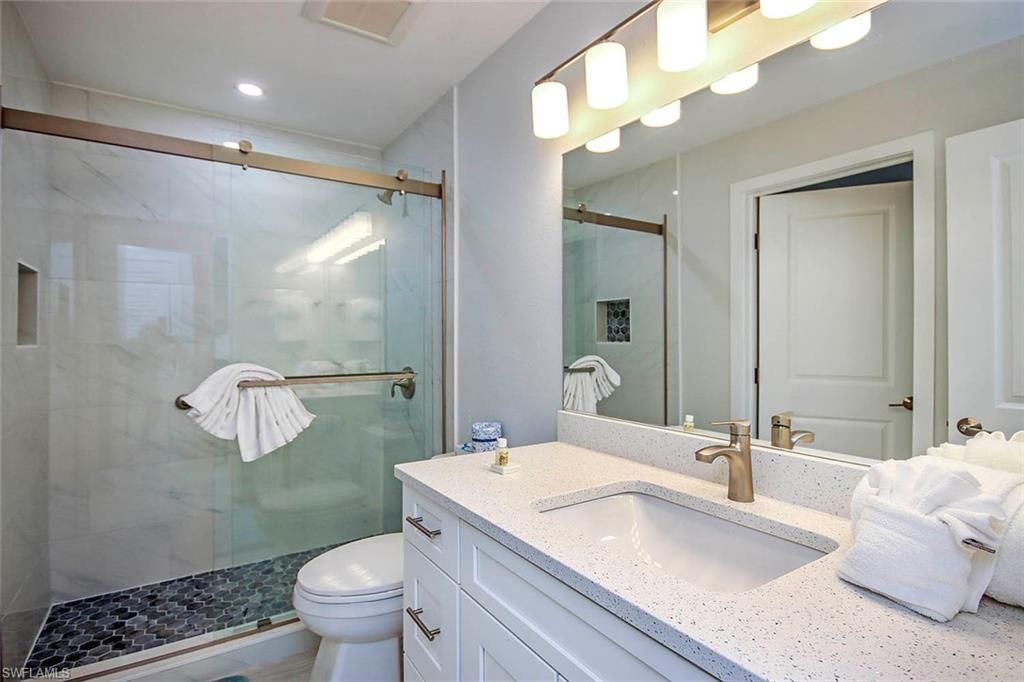 827 E Gulf Dr, Unit E4, Sanibel, FL 33957 Photo