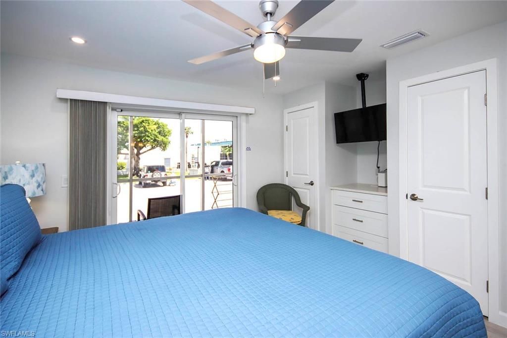 827 E Gulf Dr, Unit E4, Sanibel, FL 33957 Photo