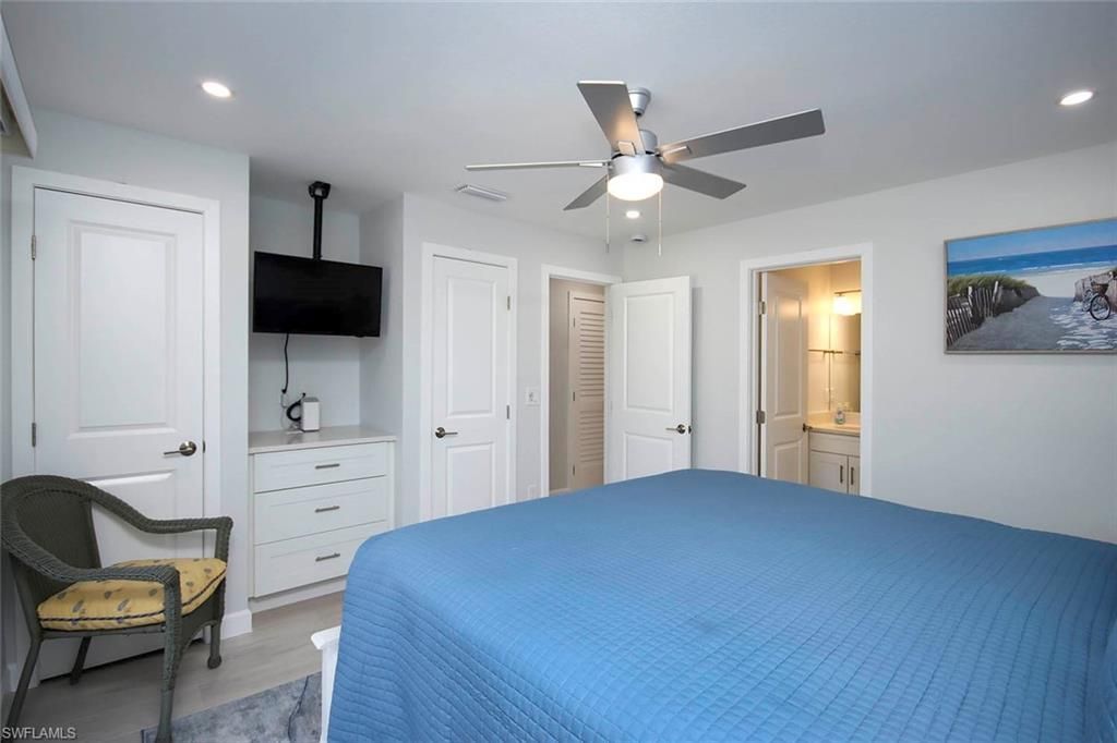 827 E Gulf Dr, Unit E4, Sanibel, FL 33957 Photo