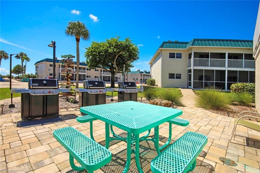 827 E Gulf Dr, Unit E4, Sanibel, FL 33957 Photo