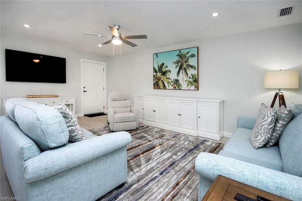 827 E Gulf Dr, Unit E4, Sanibel, FL 33957 Photo