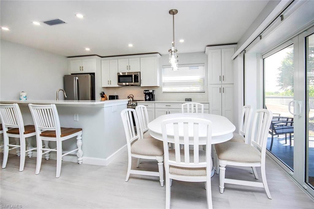 827 E Gulf Dr, Unit E4, Sanibel, FL 33957 Photo