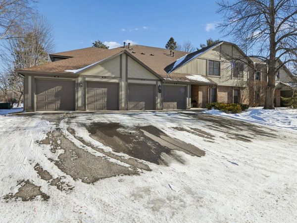 5101 Balmoral Lane, Bloomington, MN 55437