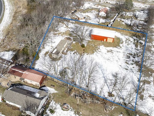 1208 W Holt Road, Lincoln, AR 72744