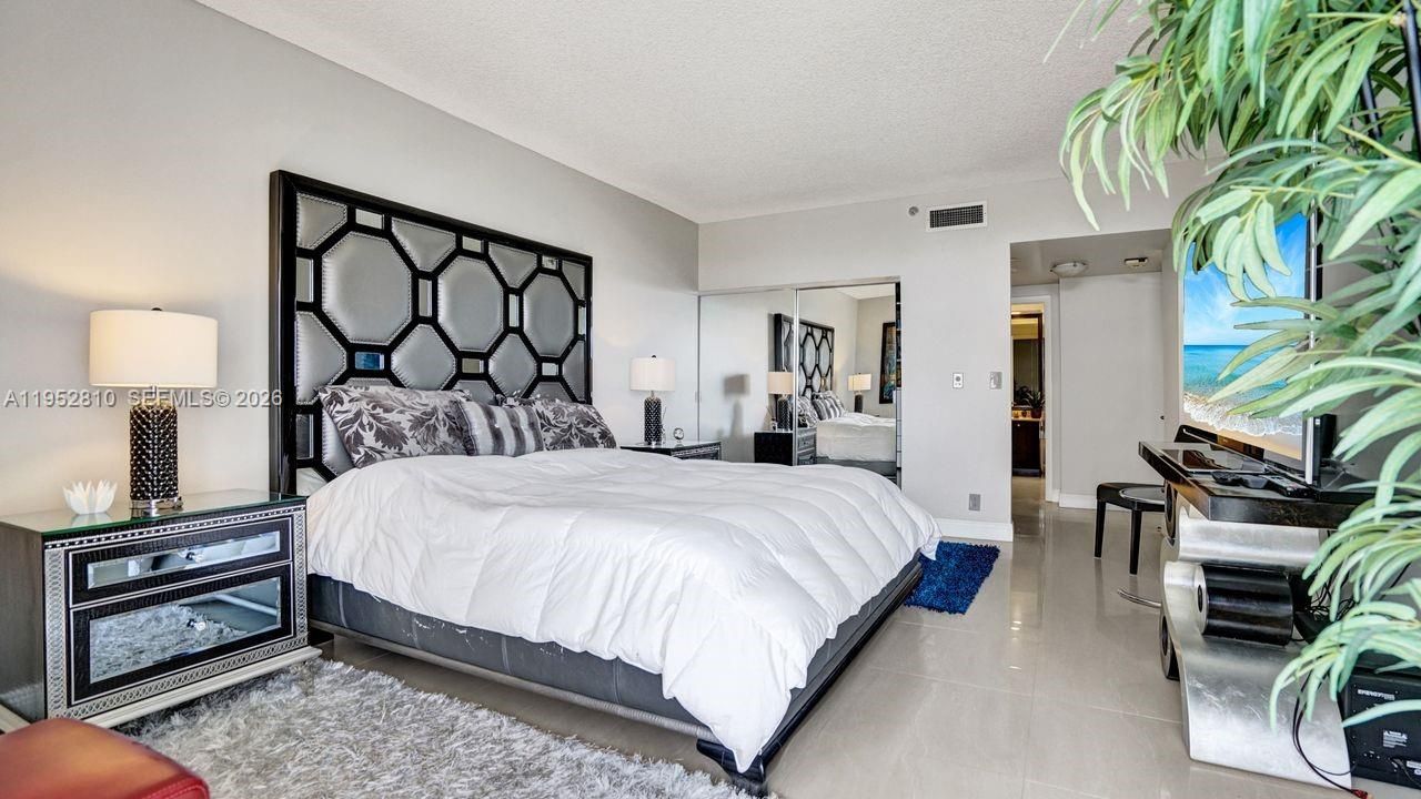 20281 E Country Club Dr, Unit 809, Aventura, FL 33180 Photo