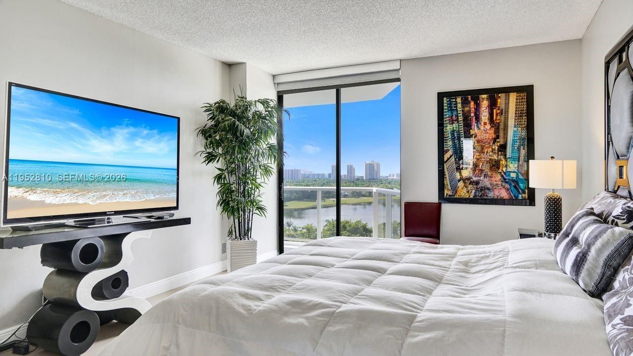 20281 E Country Club Dr, Unit 809, Aventura, FL 33180 Photo