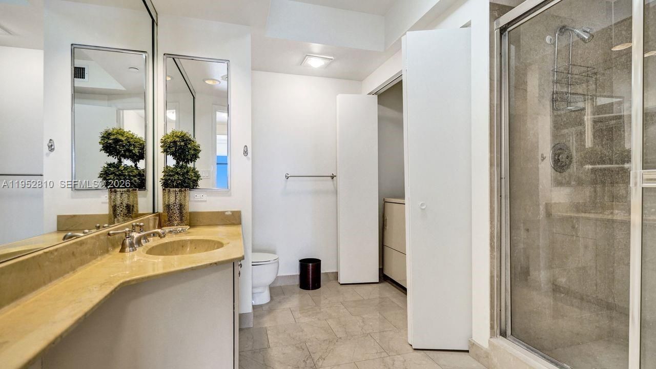 20281 E Country Club Dr, Unit 809, Aventura, FL 33180 Photo