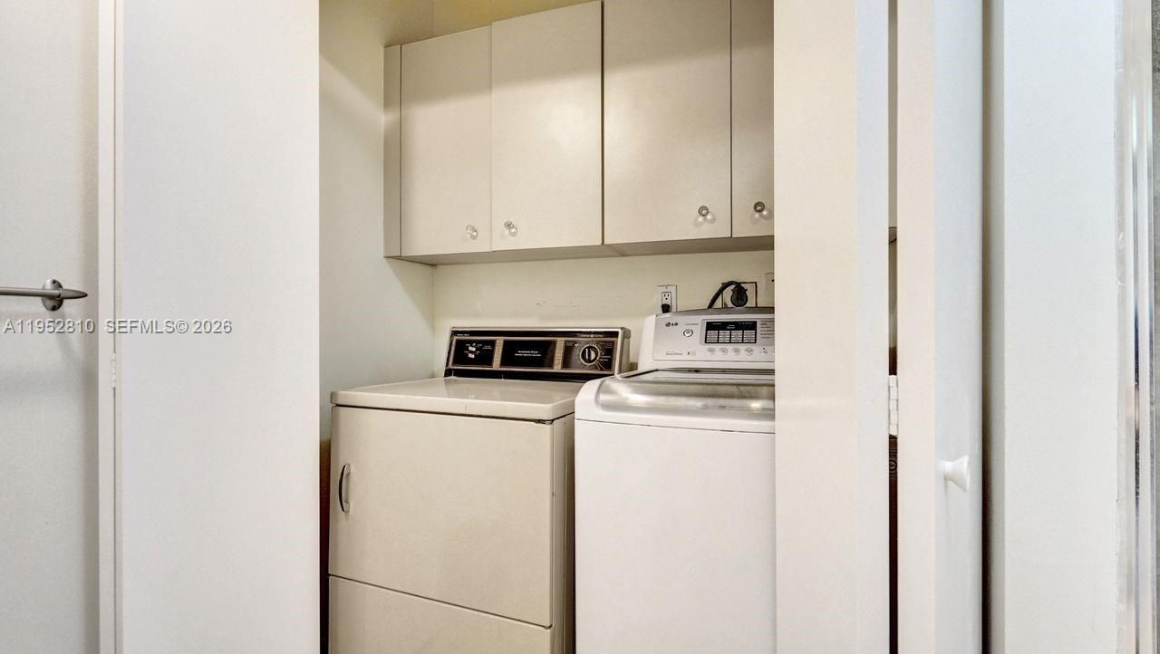 20281 E Country Club Dr, Unit 809, Aventura, FL 33180 Photo