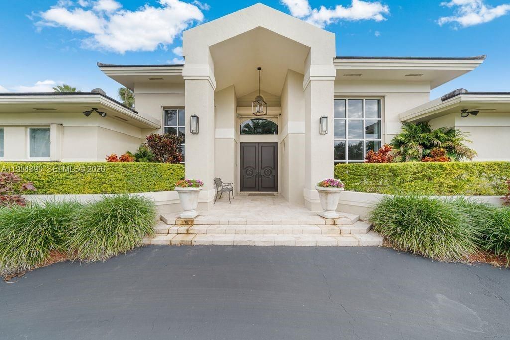 10521 SW 123rd St, Miami, FL 33176 Photo