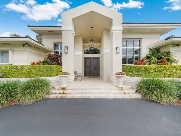 10521 SW 123rd St, Miami, FL 33176