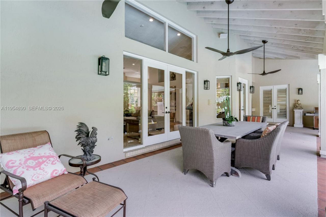 10521 SW 123rd St, Miami, FL 33176 Photo