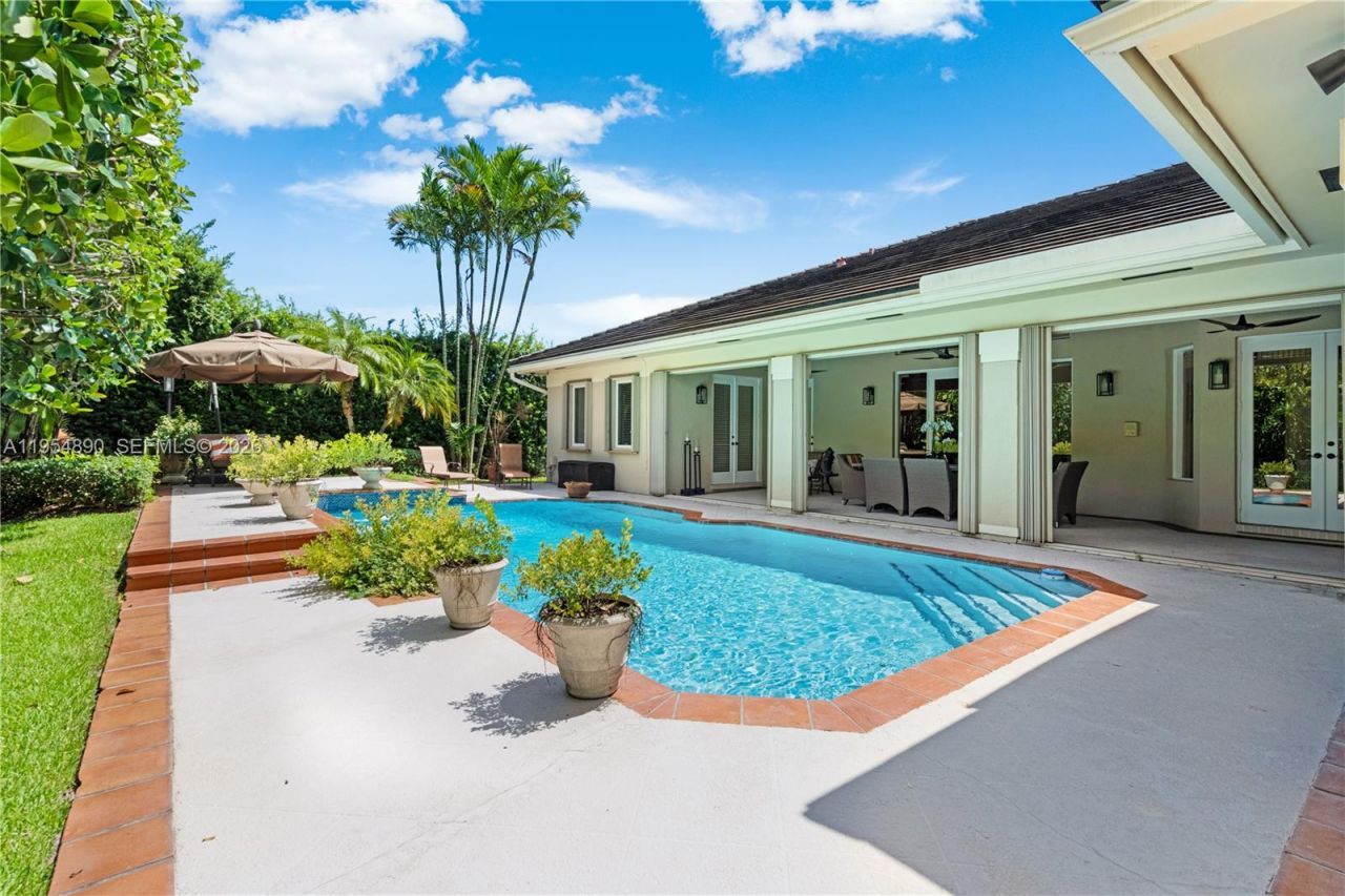 10521 SW 123rd St, Miami, FL 33176 Photo