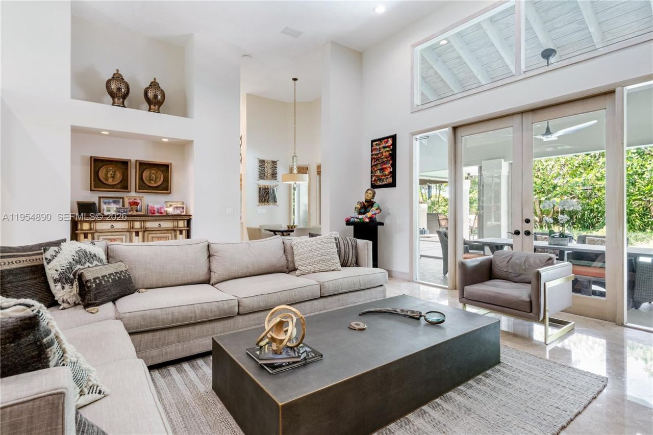 10521 SW 123rd St, Miami, FL 33176 Photo