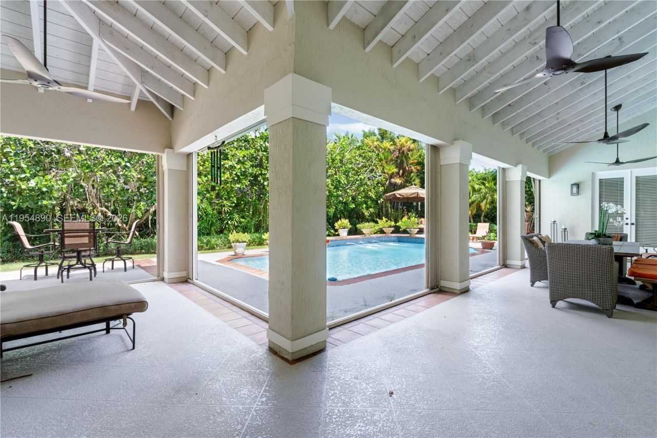 10521 SW 123rd St, Miami, FL 33176 Photo