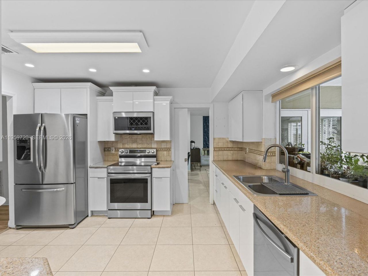 1113 N 46th Ter, Hollywood, FL 33021 Photo