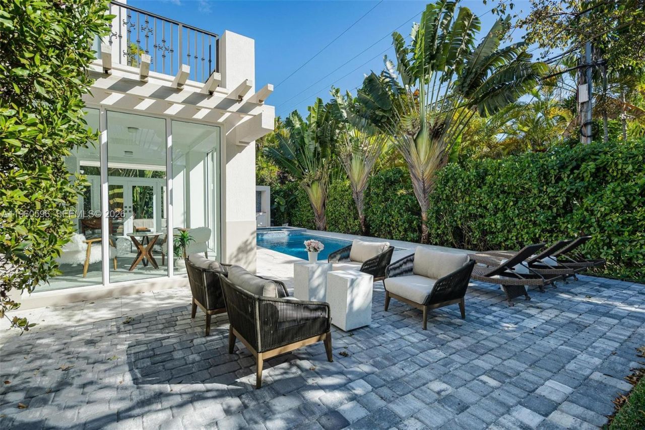 722 Navarre Ave , Coral Gables, FL 33134 Photo