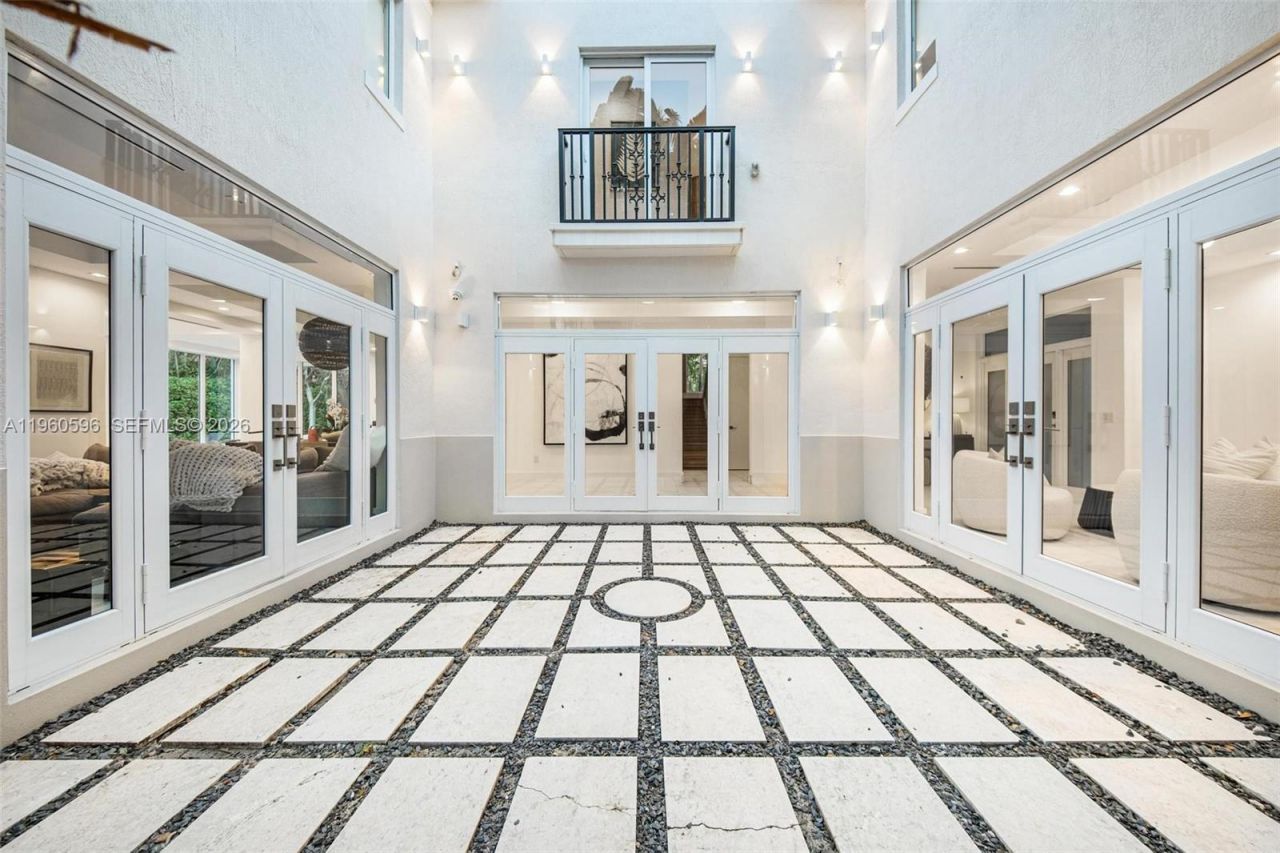 722 Navarre Ave , Coral Gables, FL 33134 Photo