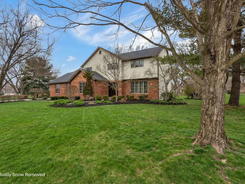 7567 Heatherwood Drive NW, Canal Winchester, OH 43110 Photo 3