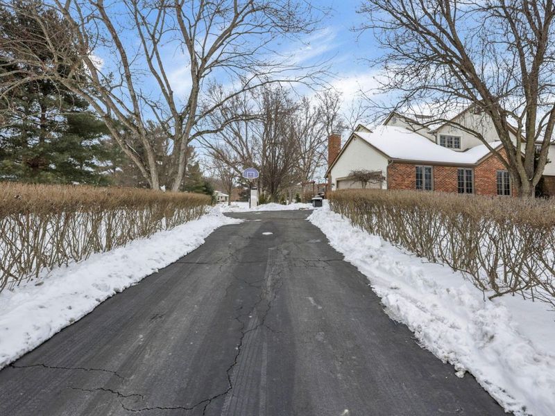 7567 Heatherwood Drive NW, Canal Winchester, OH 43110 Photo 5