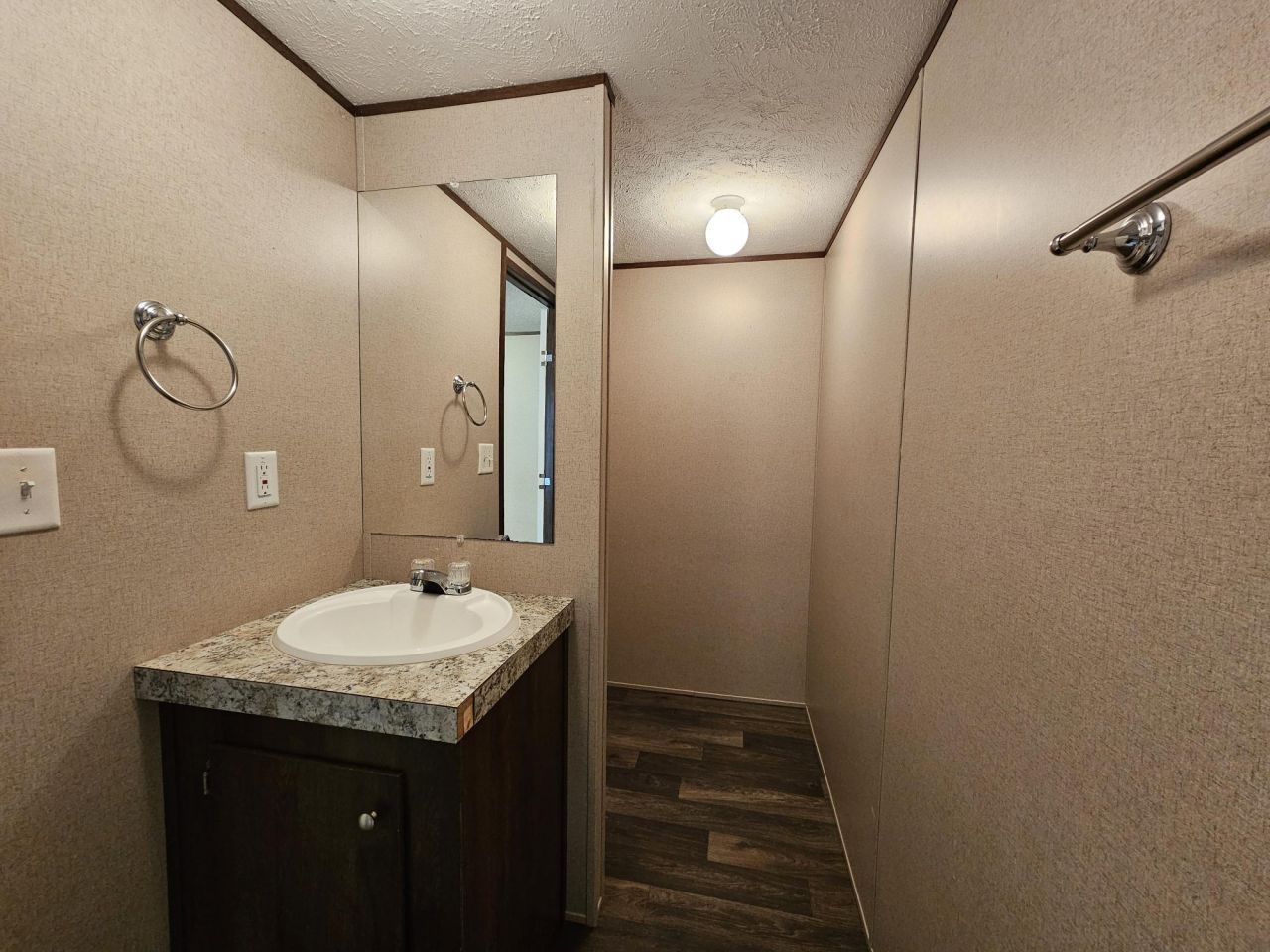 2719 Mallett Road Photo 19