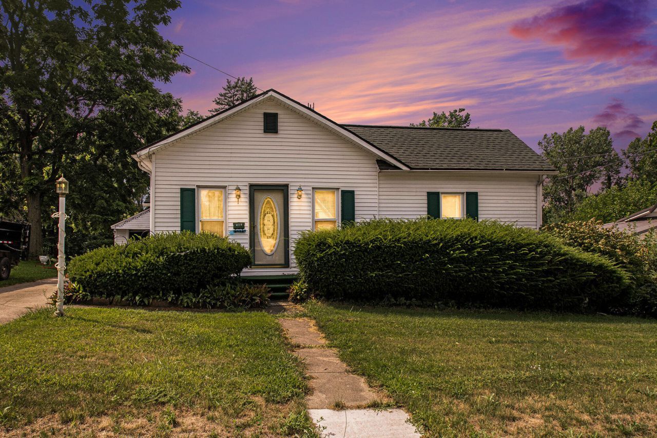 217 W State Street, Cassopolis, MI 49031 Main Photo