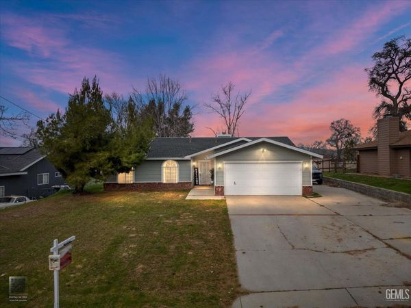 28151 Preakness Drive, Tehachapi, CA 93561