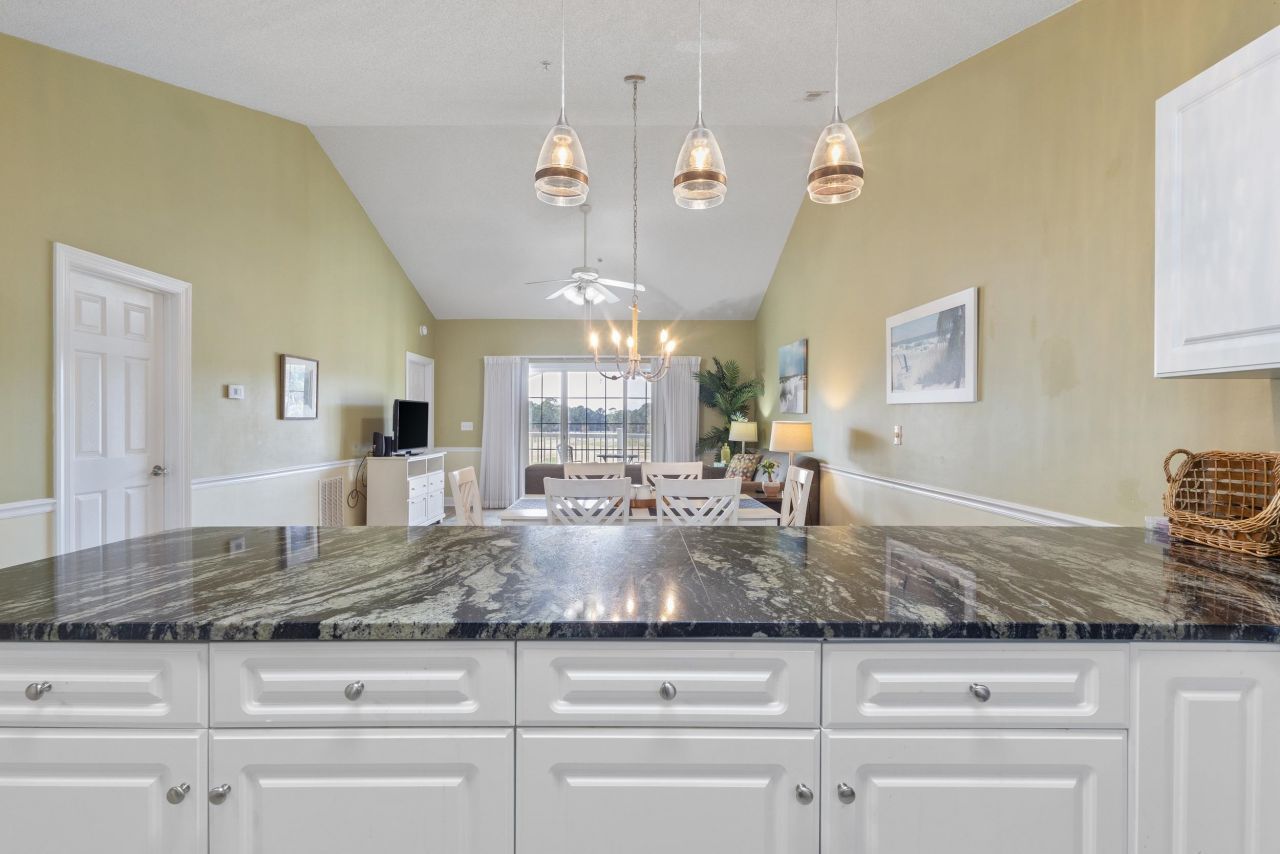 4881 Dahlia Ct. Photo 10