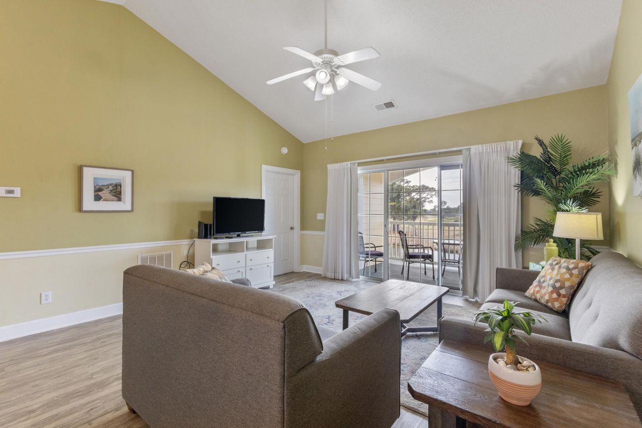 4881 Dahlia Ct. Photo 16