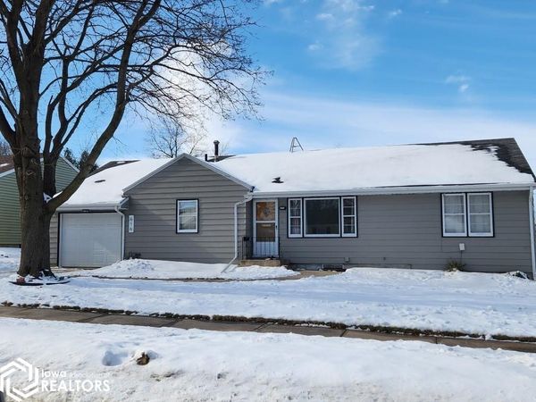 616 S Louisiana Avenue, Mason City, IA 50401