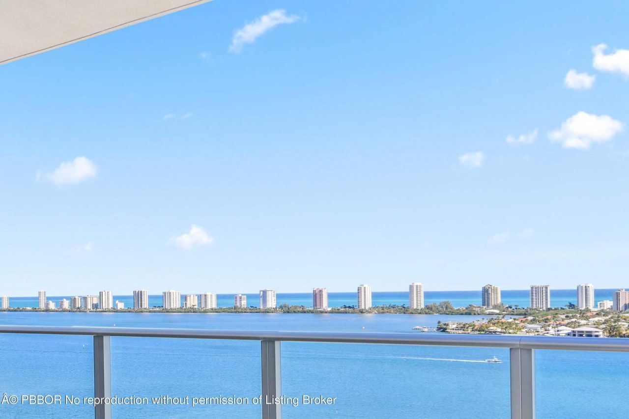 220 Lake Shore Drive, Unit 2112, Lake Park, FL 33403 Photo