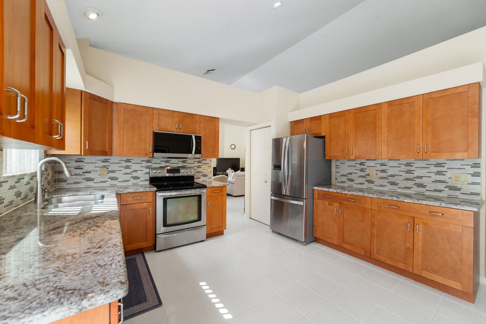 11905 Fountainside Circle, Boynton Beach, FL 33437 Photo