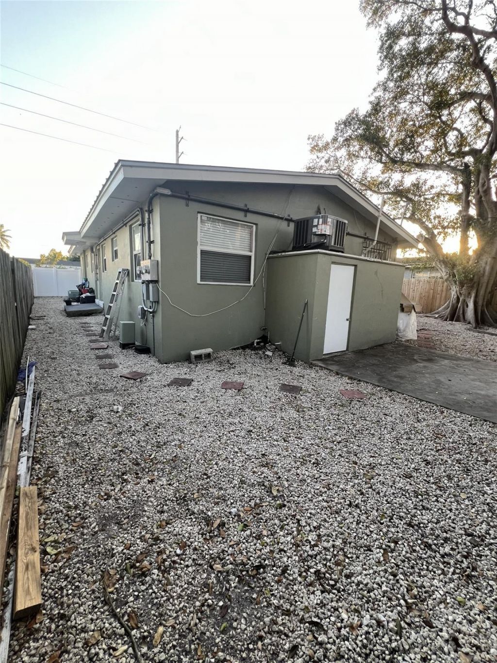 1861 NE 161st Street, North Miami Beach, FL 33162 Photo